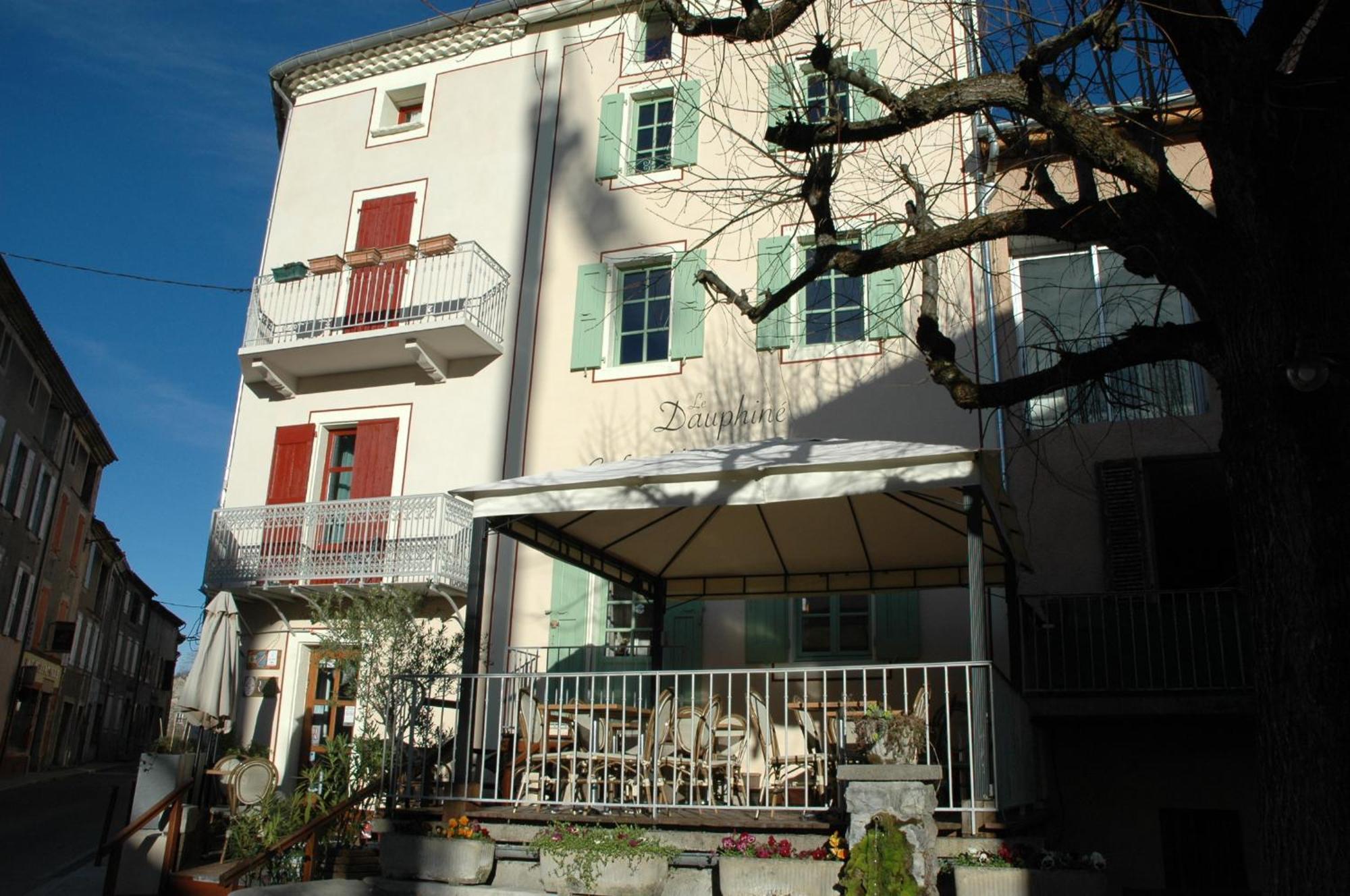 Hotel Le Dauphine Châtillon-en-Diois Exterior foto